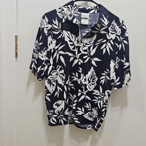 Koret Navy and White Leaf Pattern Blouse